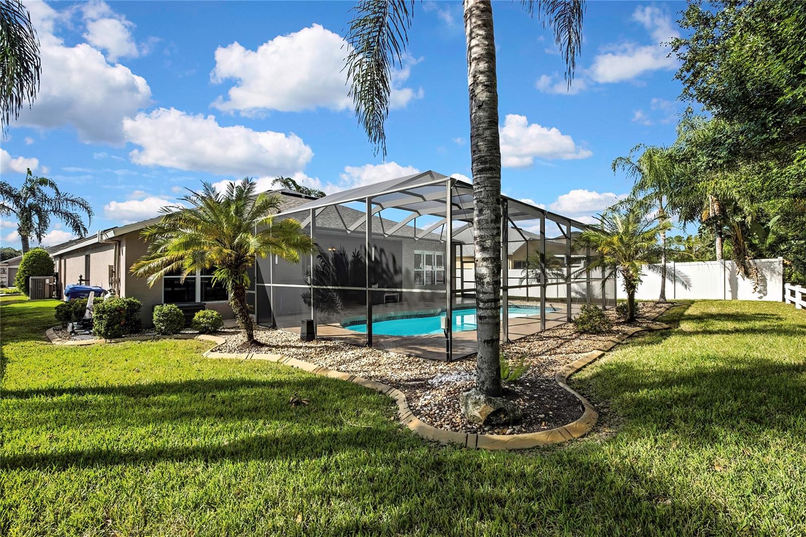 PINE GLEN - Residential