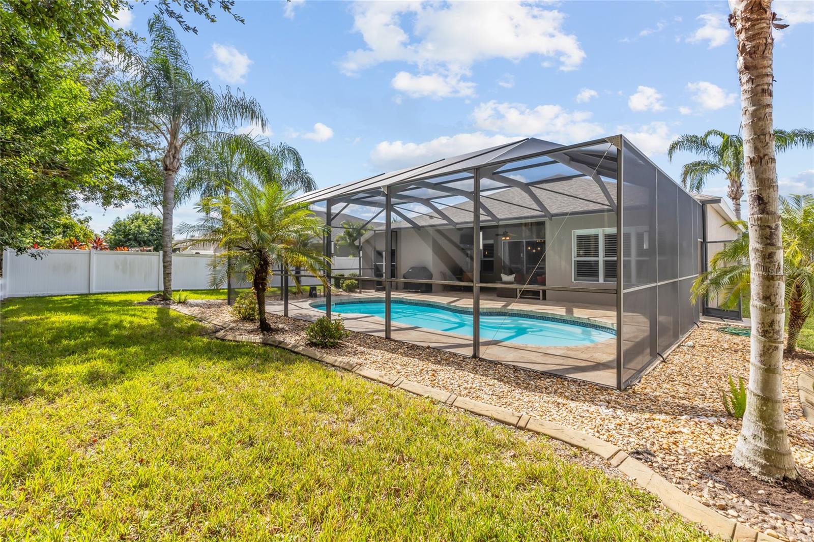 PINE GLEN - Residential