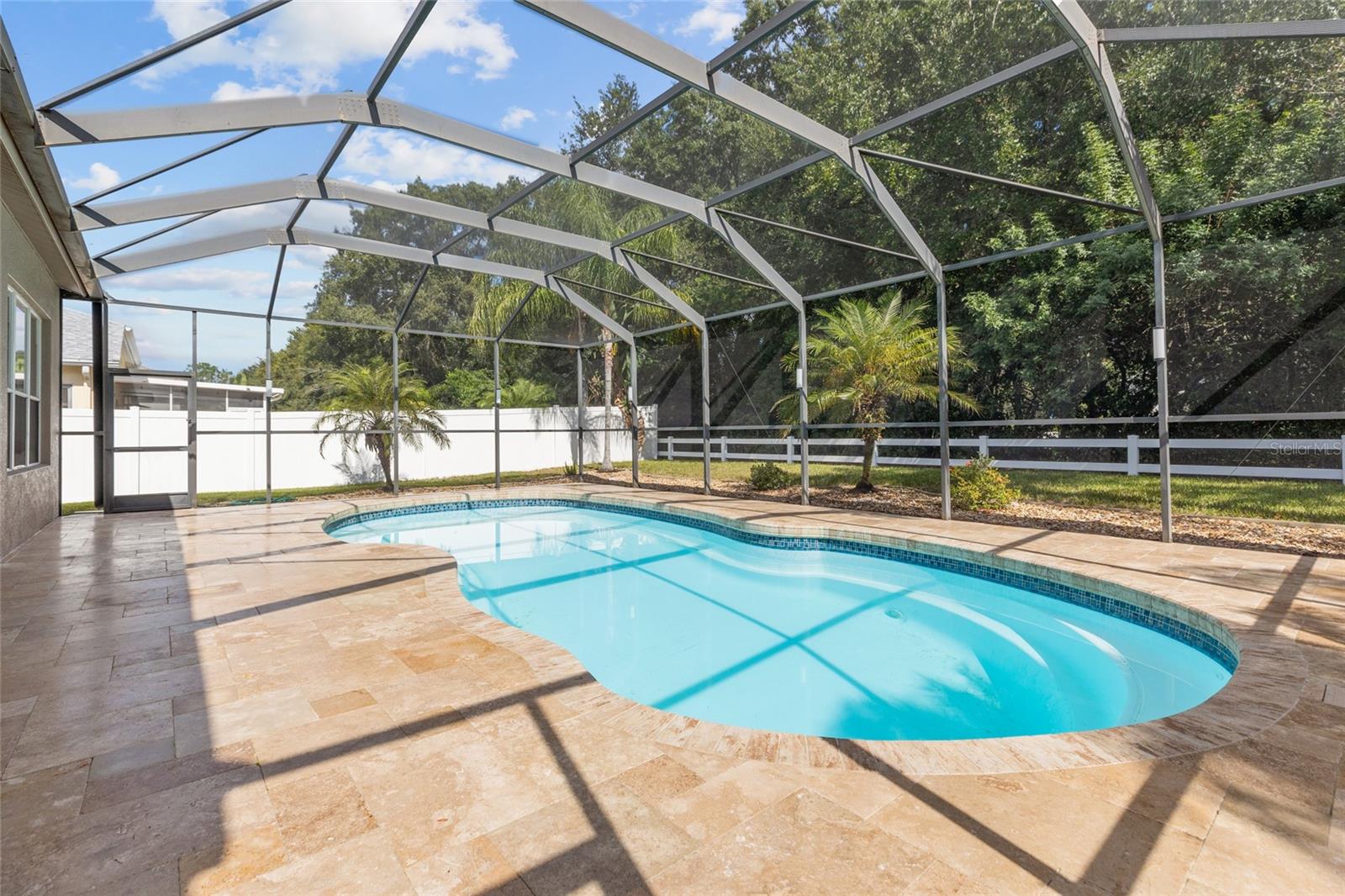 PINE GLEN - Residential