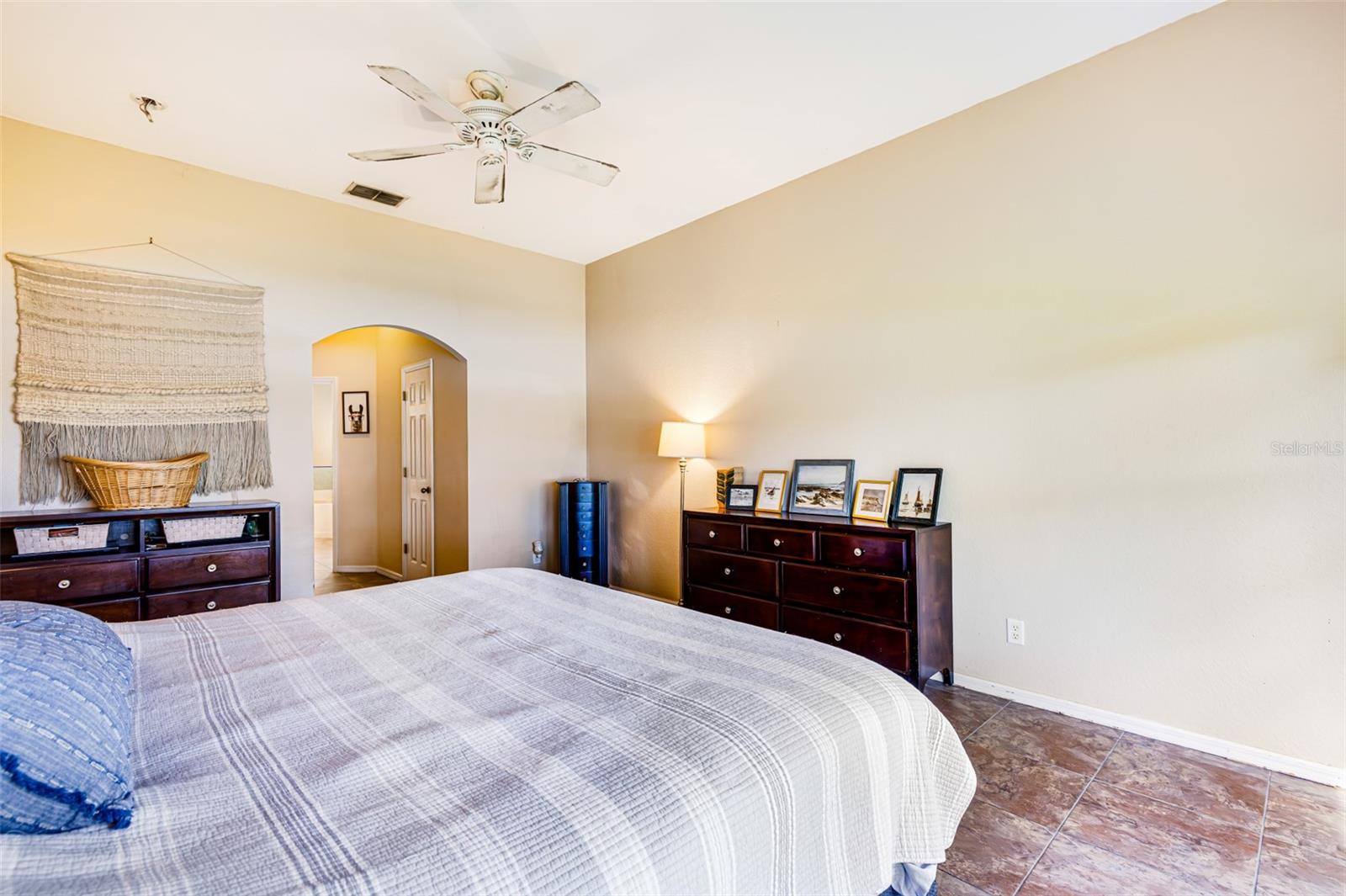 CYPRESS CAY - Residential
