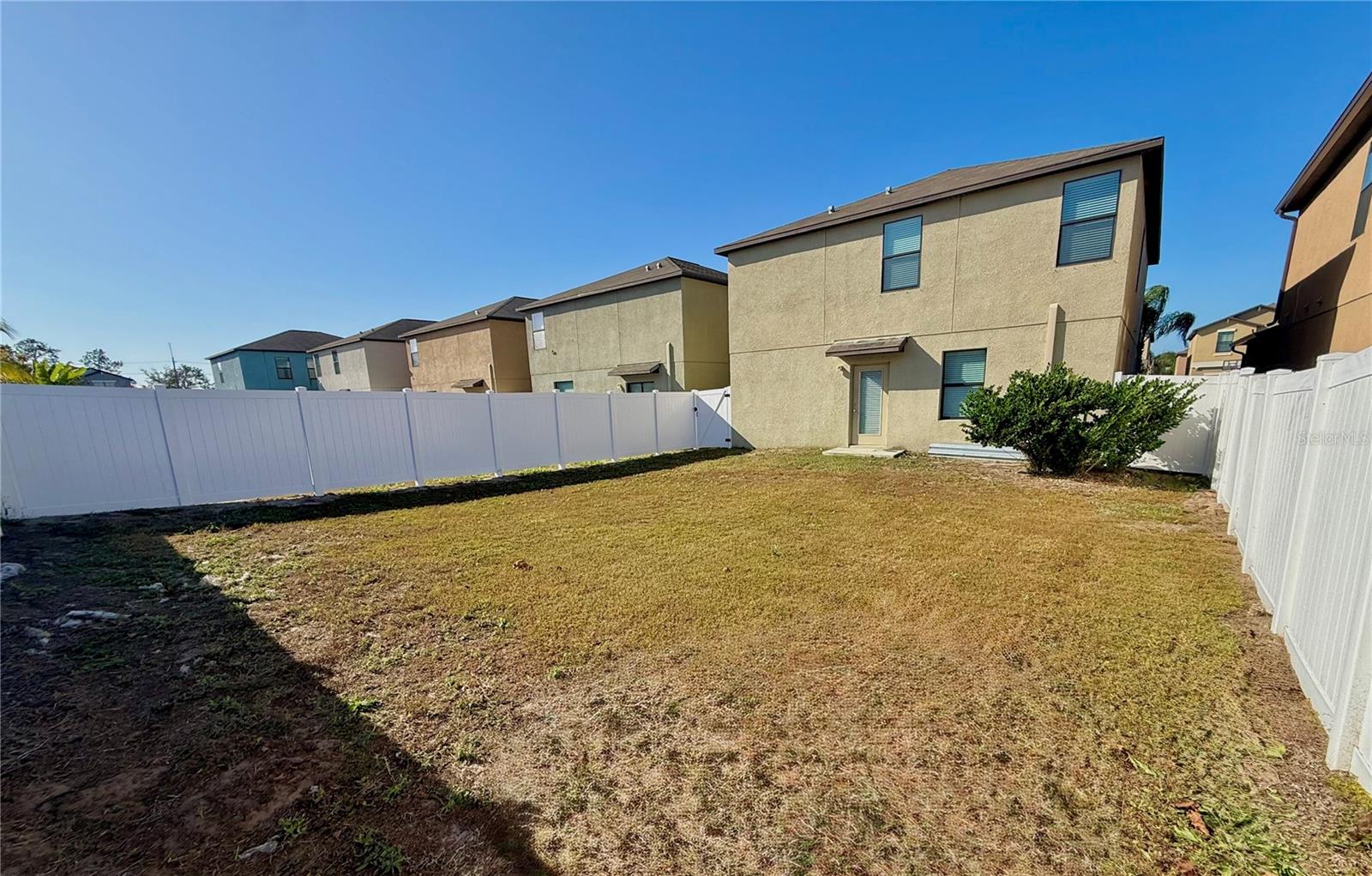 CARLTON LAKES WEST PH 1 & - Residential