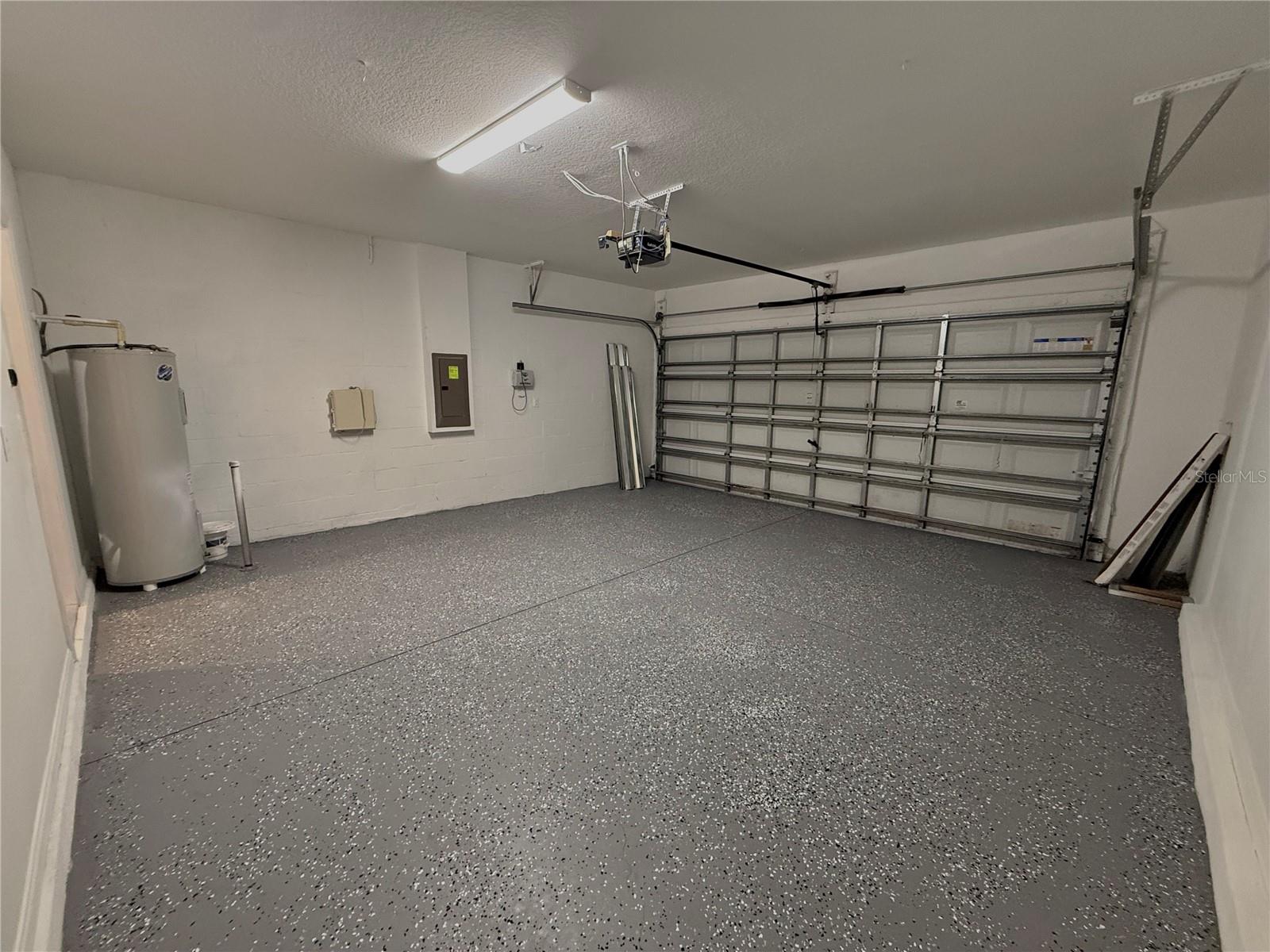 CARLTON LAKES WEST PH 1 & - Residential