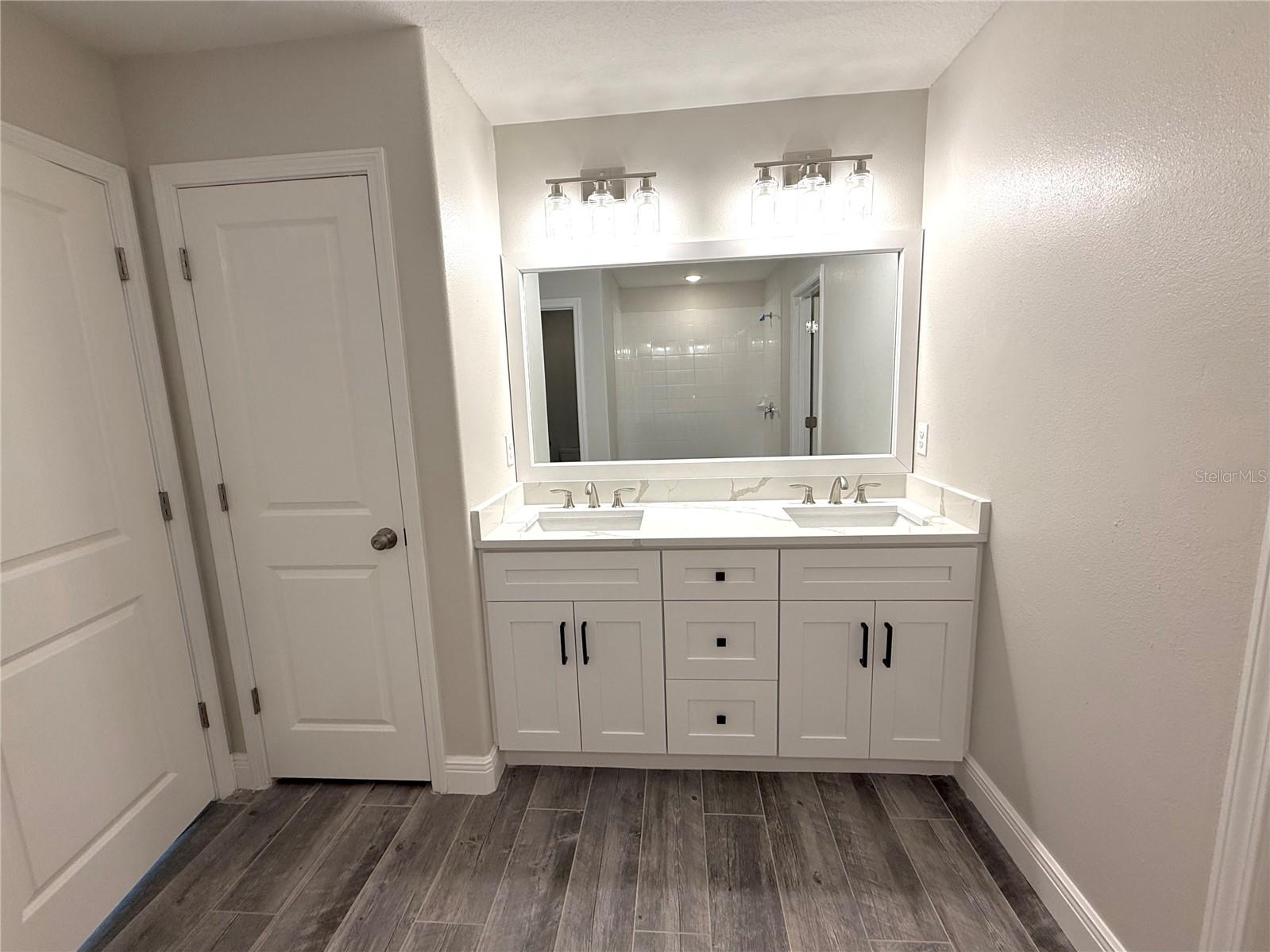 CARLTON LAKES WEST PH 1 & - Residential