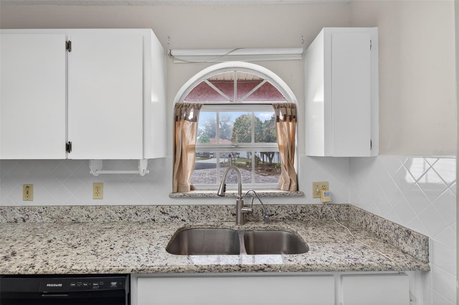 AUTUMN PLACE - Residential Lease