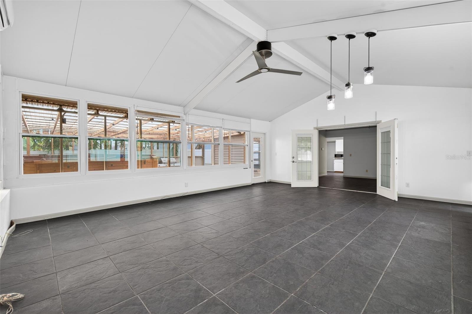 AUTUMN PLACE - Residential Lease