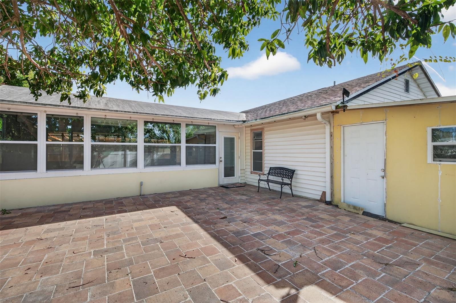 AUTUMN PLACE - Residential Lease