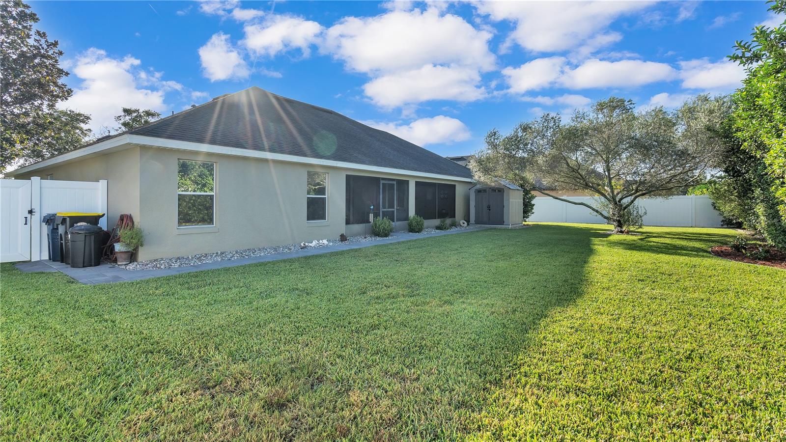 ESTATES AUBURNDALE - Residential