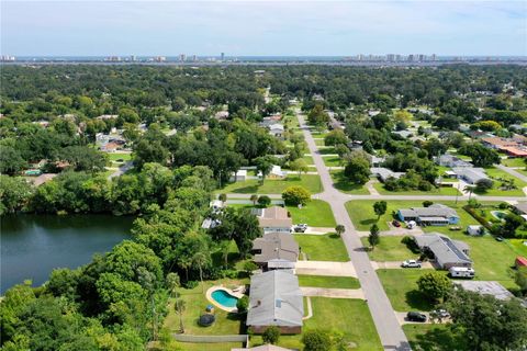 A home in SOUTH DAYTONA