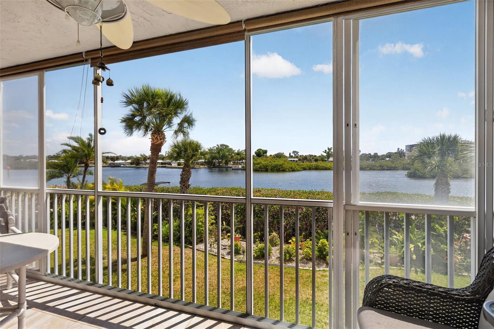 LEMON BAY BREEZES PH 02 BLDG B - Residential