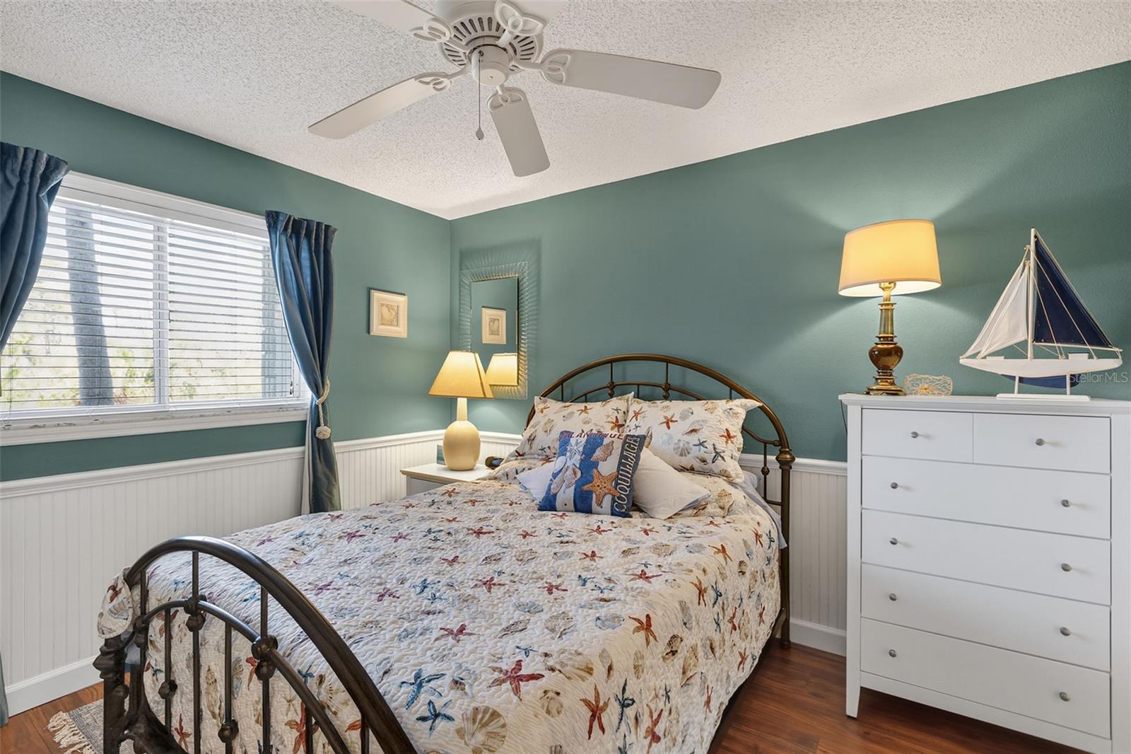 LEMON BAY BREEZES PH 02 BLDG B - Residential