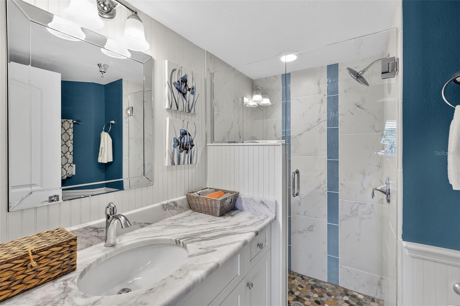 LEMON BAY BREEZES PH 02 BLDG B - Residential