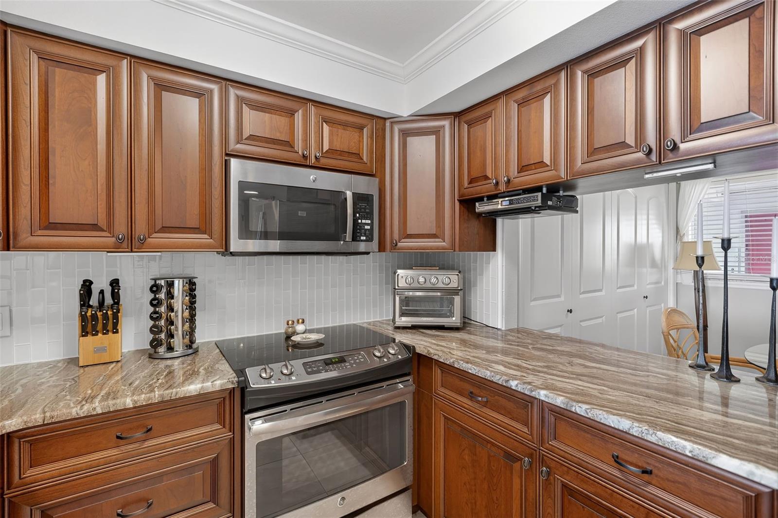 LEMON BAY BREEZES PH 02 BLDG B - Residential