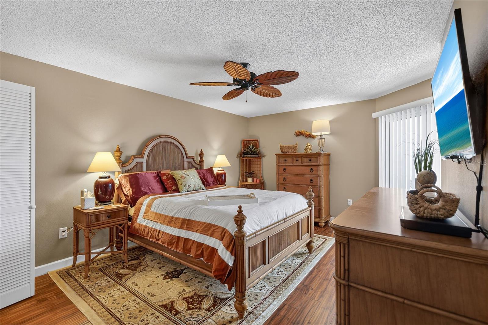 LEMON BAY BREEZES PH 02 BLDG B - Residential