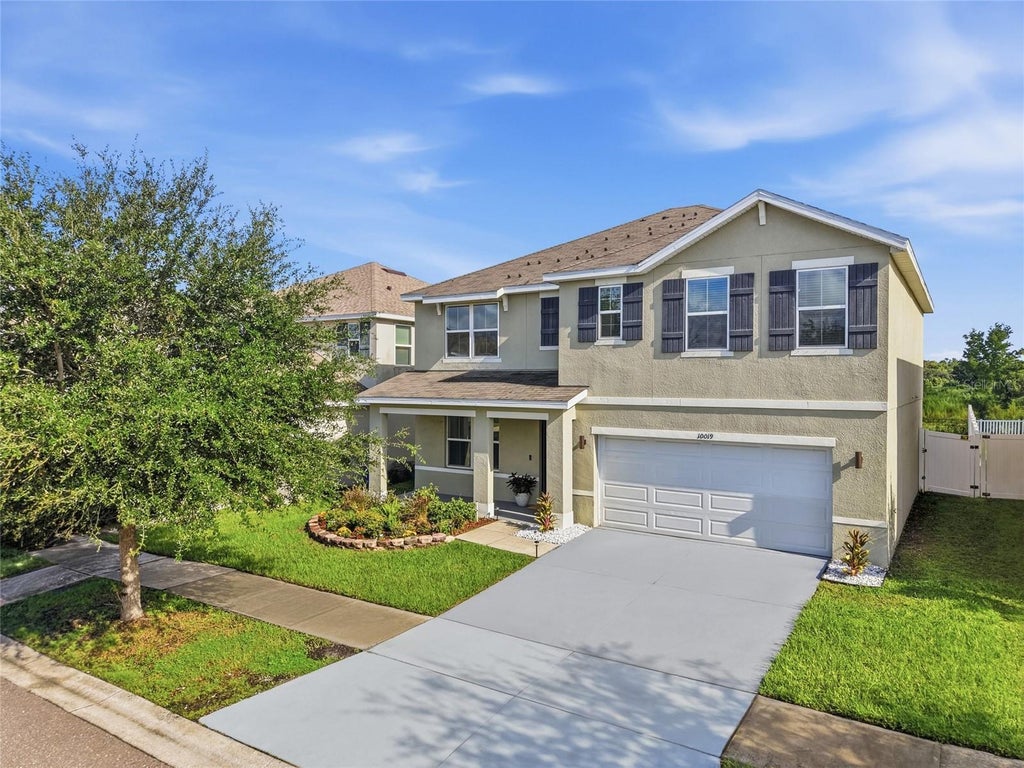 Photo of 10019 Geese Trail Circle, Sun City Center, FL 33573 (MLS # TB8545470)