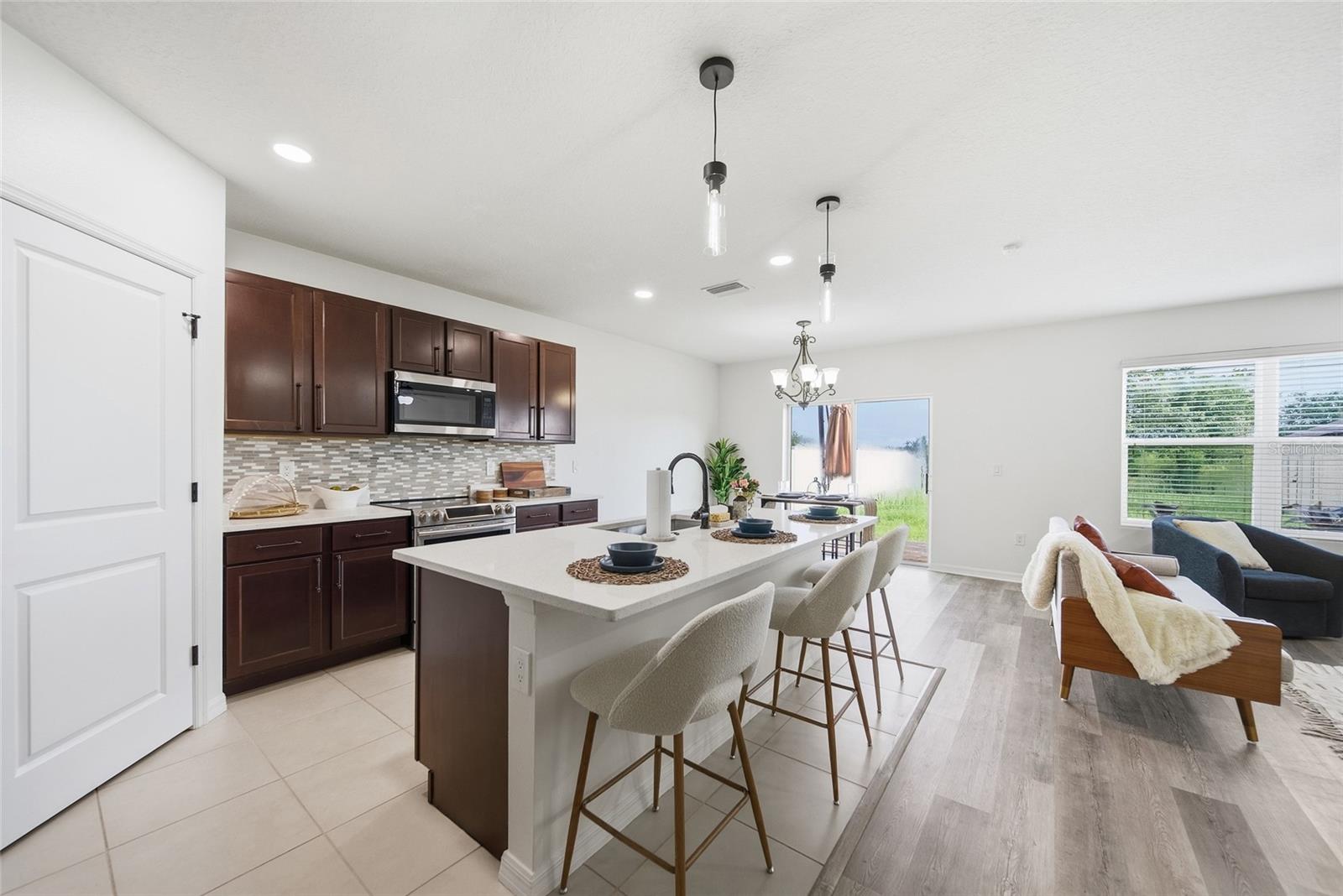 10019 GEESE TRAIL CIRCLE
