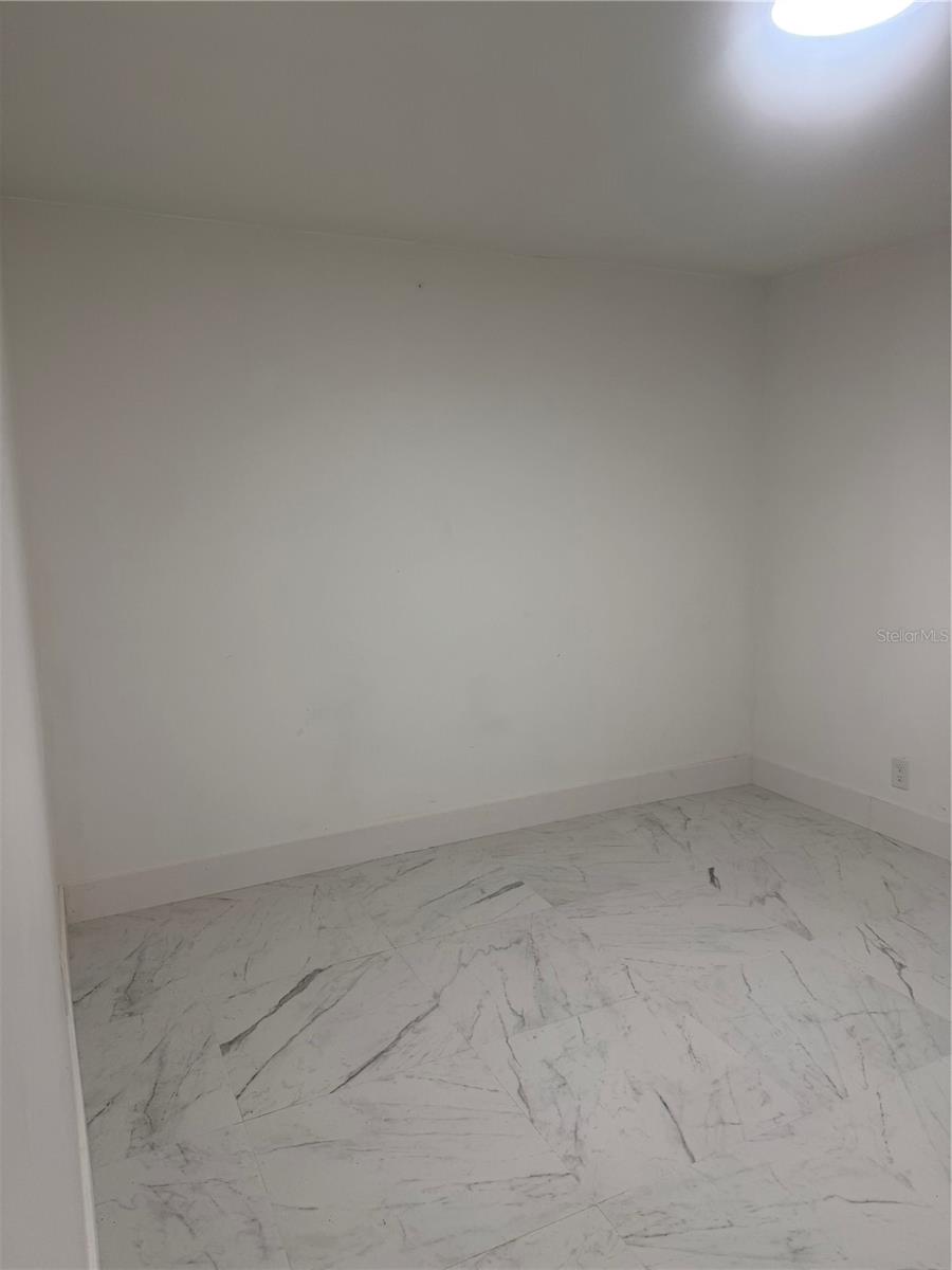 EDGEWATER ACRES UNIT 01 RESUB - Residential