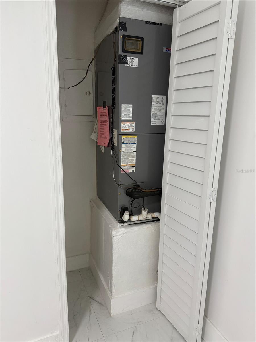 EDGEWATER ACRES UNIT 01 RESUB - Residential