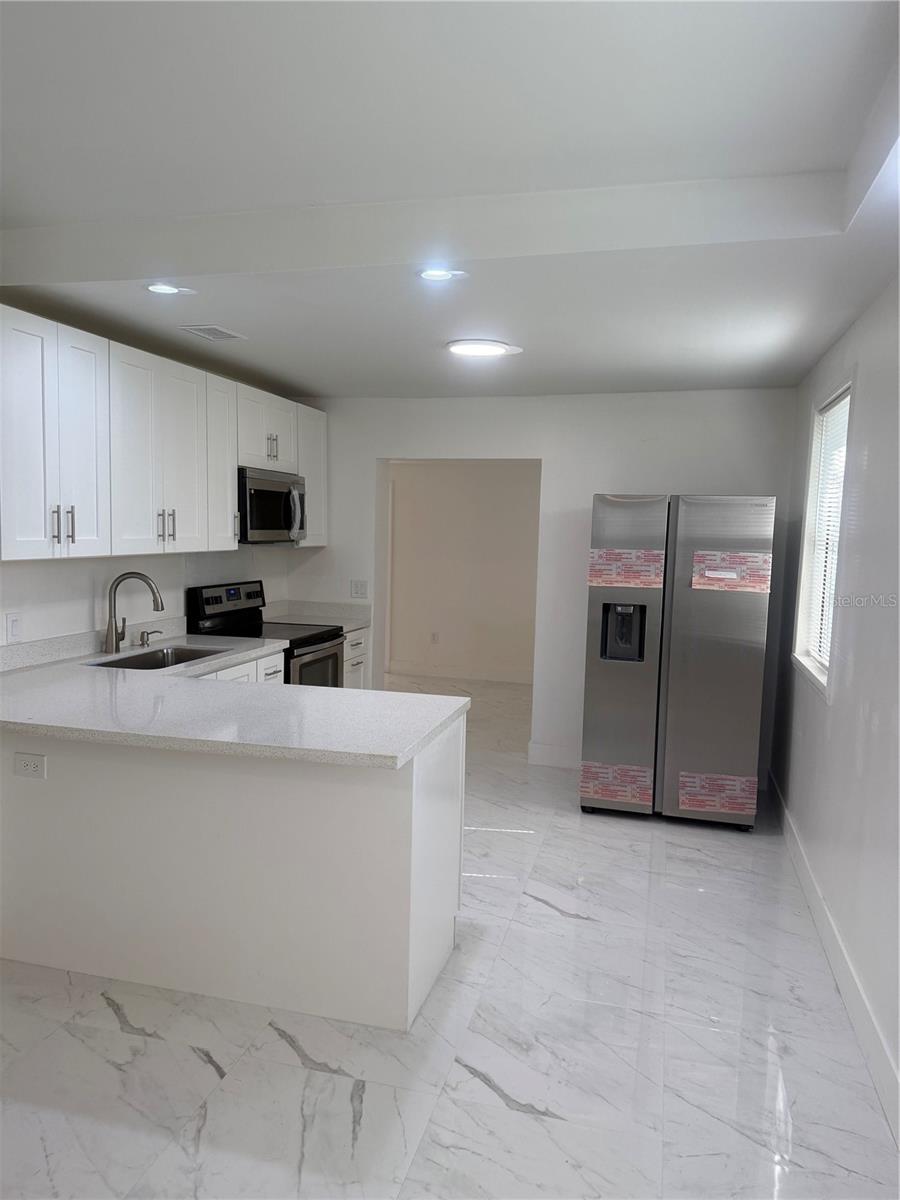 EDGEWATER ACRES UNIT 01 RESUB - Residential