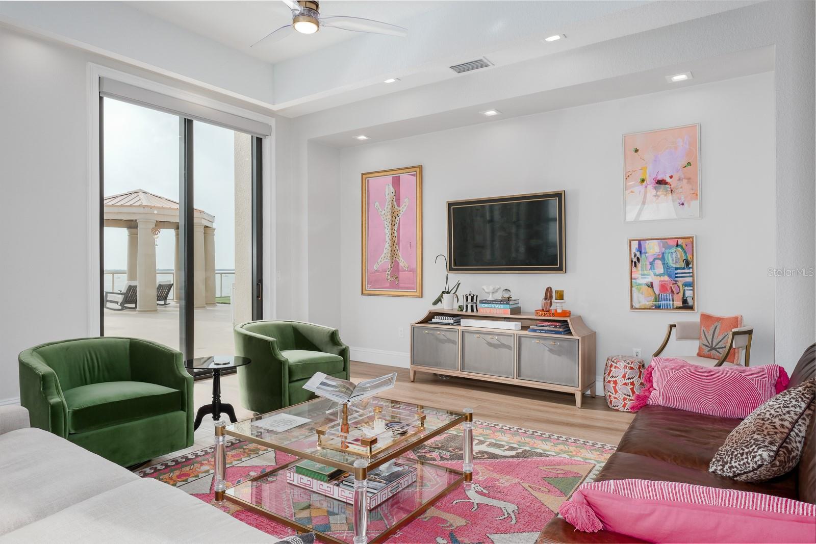 DUNEDIN GRAND THE CONDO - Residential