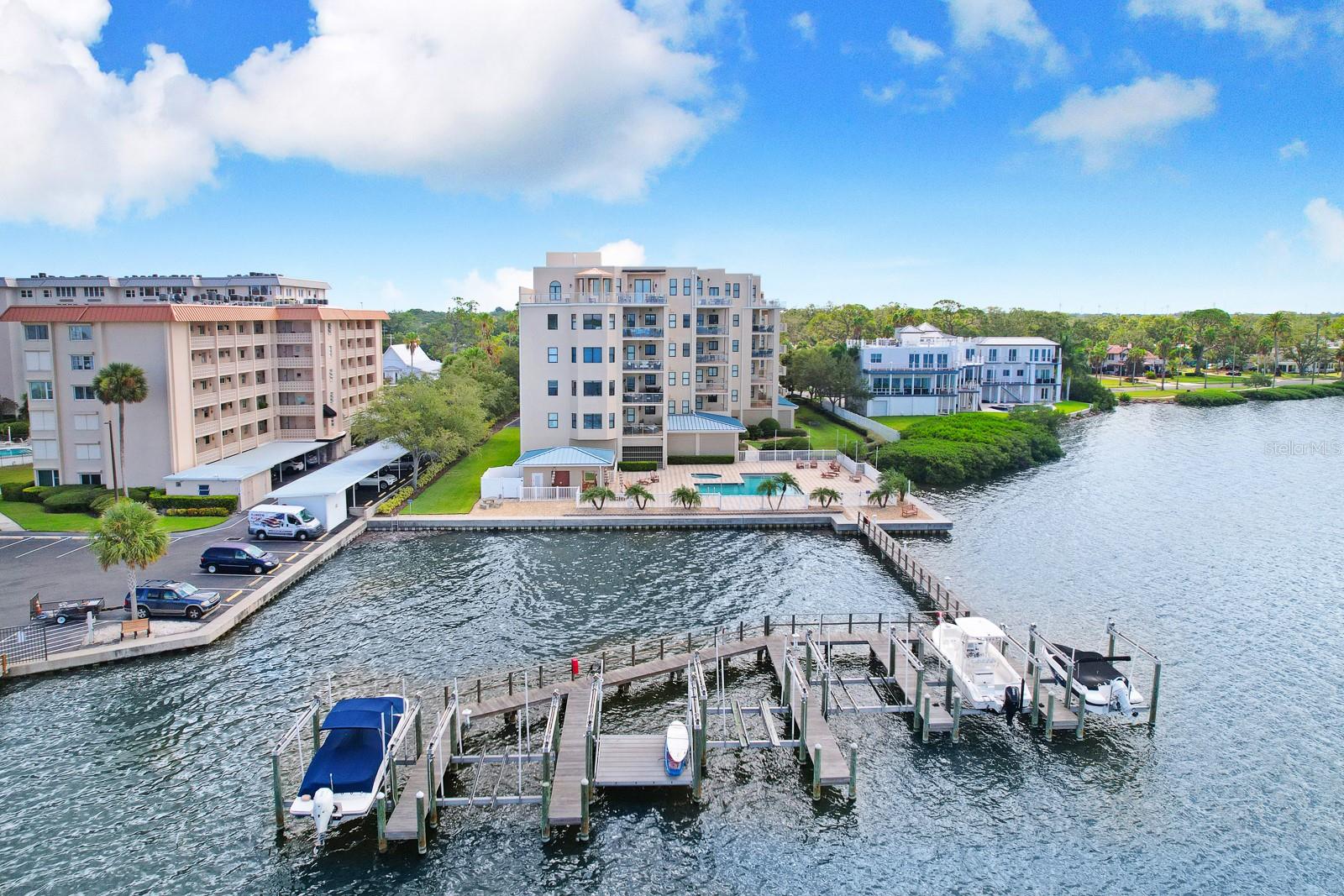 DUNEDIN GRAND THE CONDO - Residential