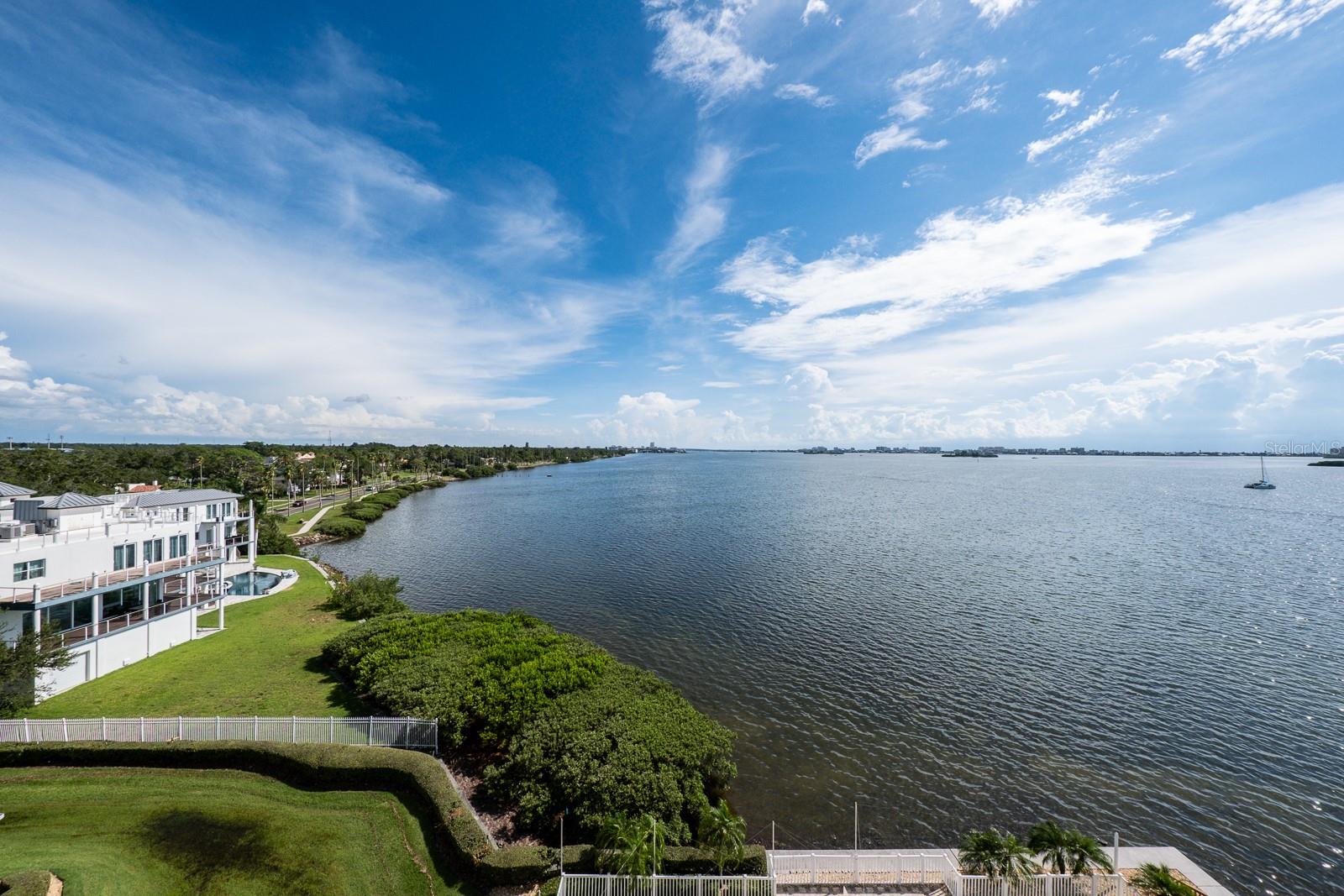 DUNEDIN GRAND THE CONDO - Residential