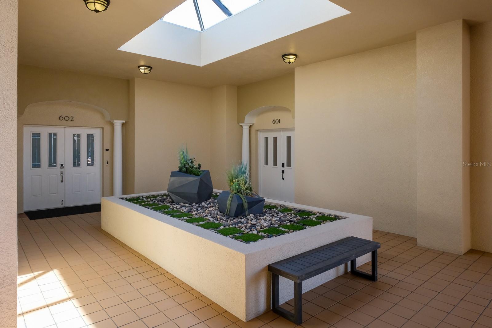 DUNEDIN GRAND THE CONDO - Residential