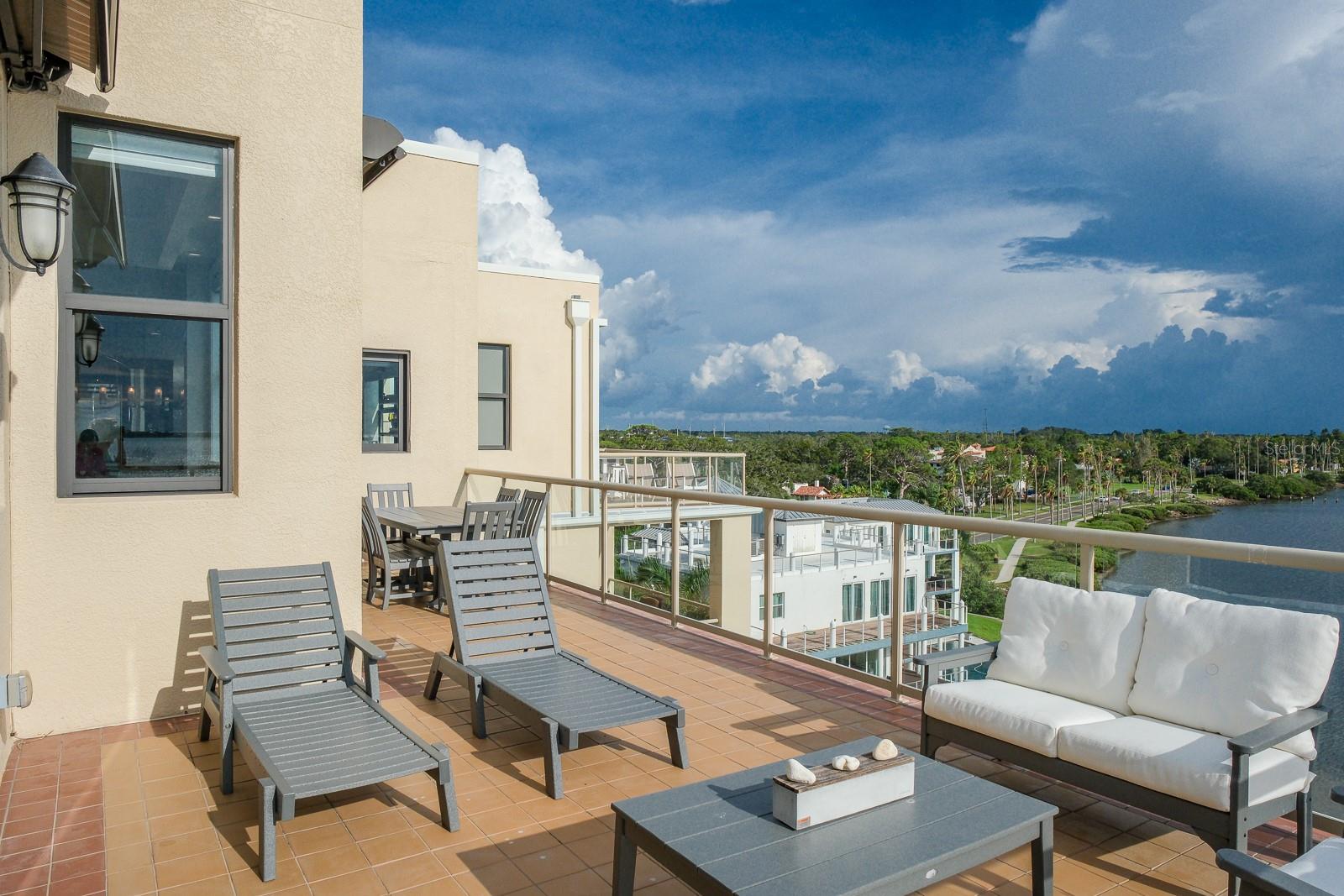 DUNEDIN GRAND THE CONDO - Residential