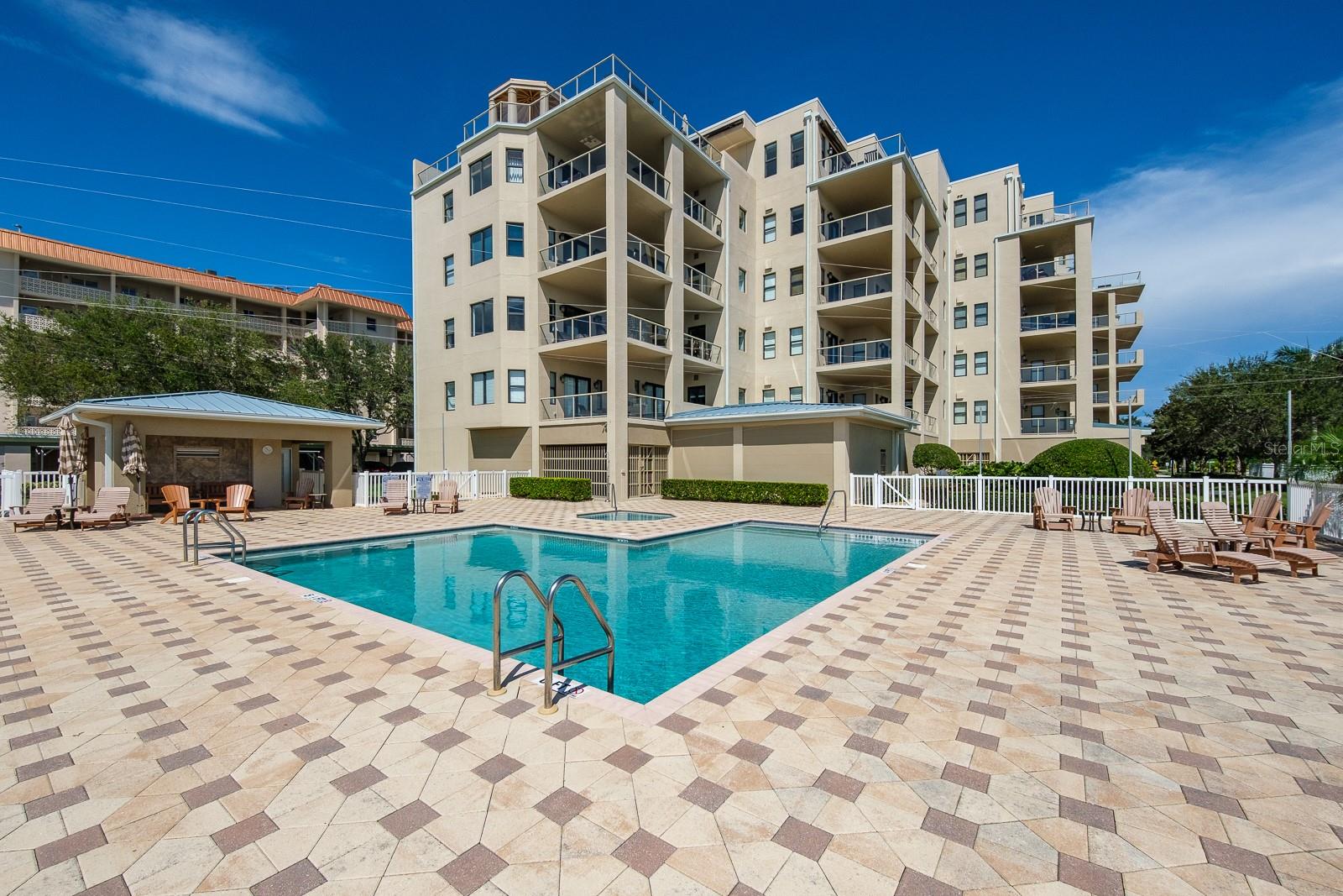 DUNEDIN GRAND THE CONDO - Residential