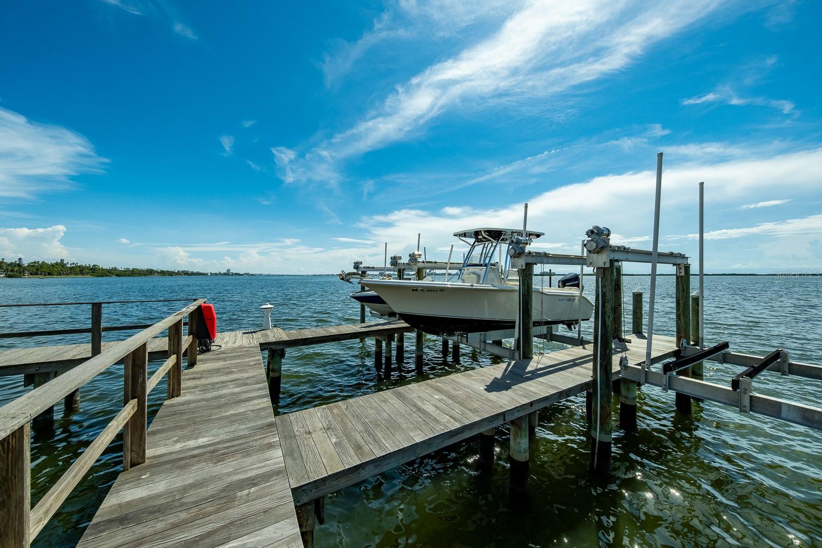 DUNEDIN GRAND THE CONDO - Residential