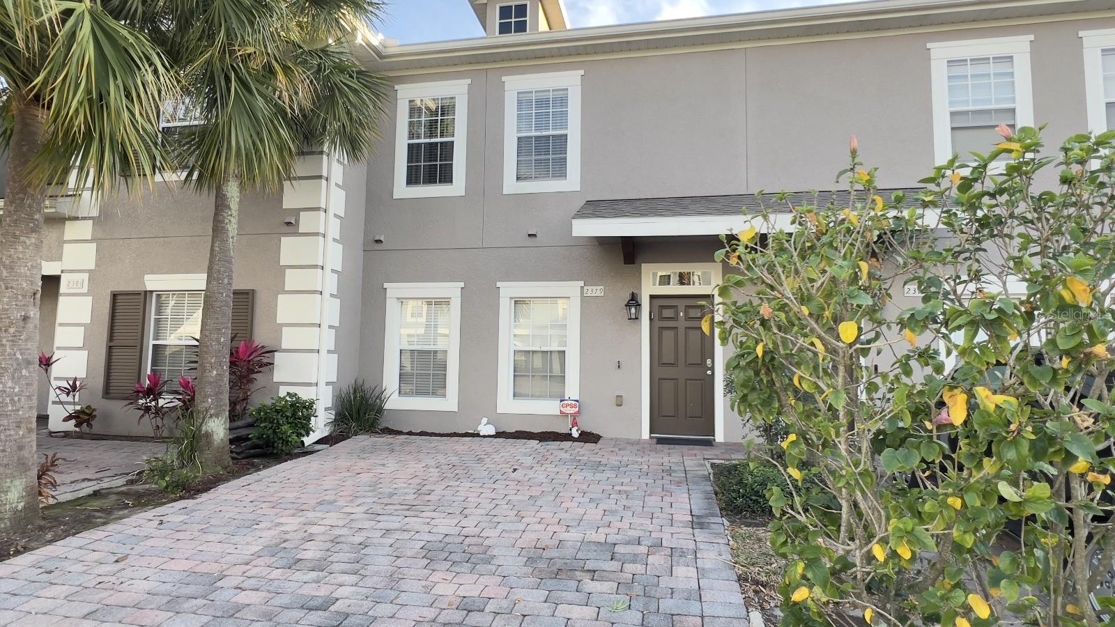 2379 CARAVELLE CIRCLE