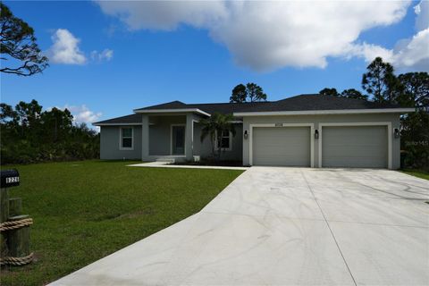 A home in PORT CHARLOTTE