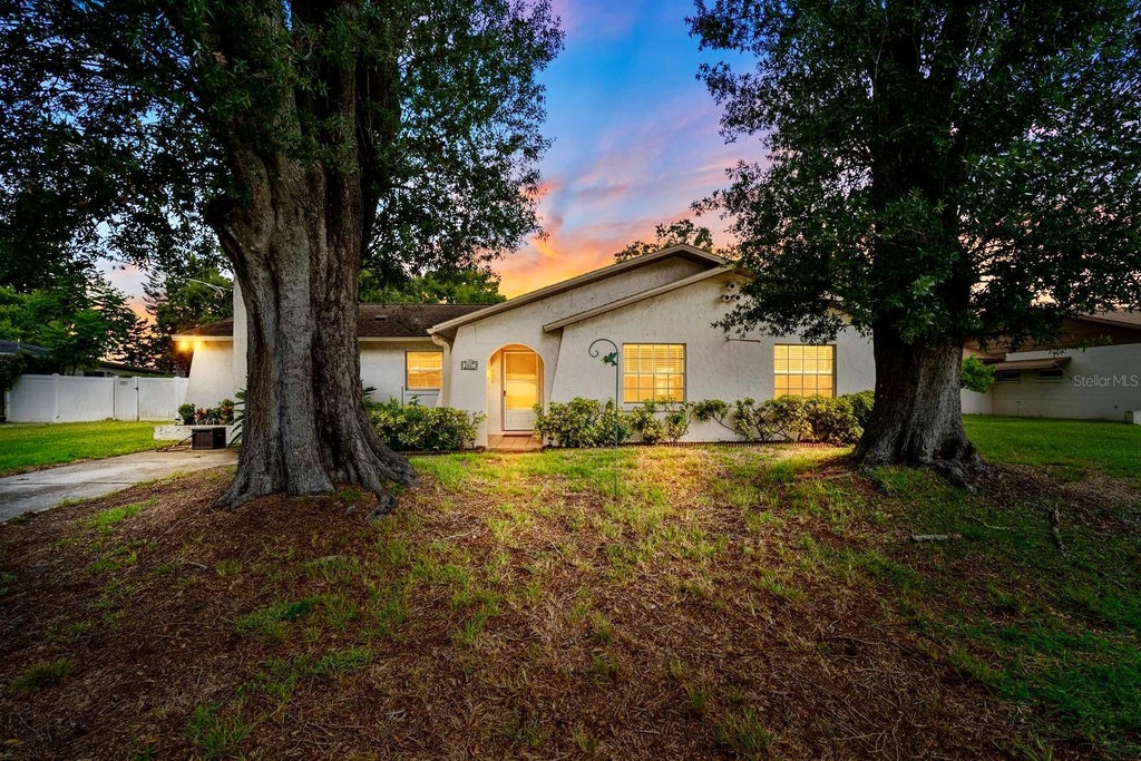 Photo of 1807 Nova Drive, Valrico, FL 33596 (MLS # TB8550057)