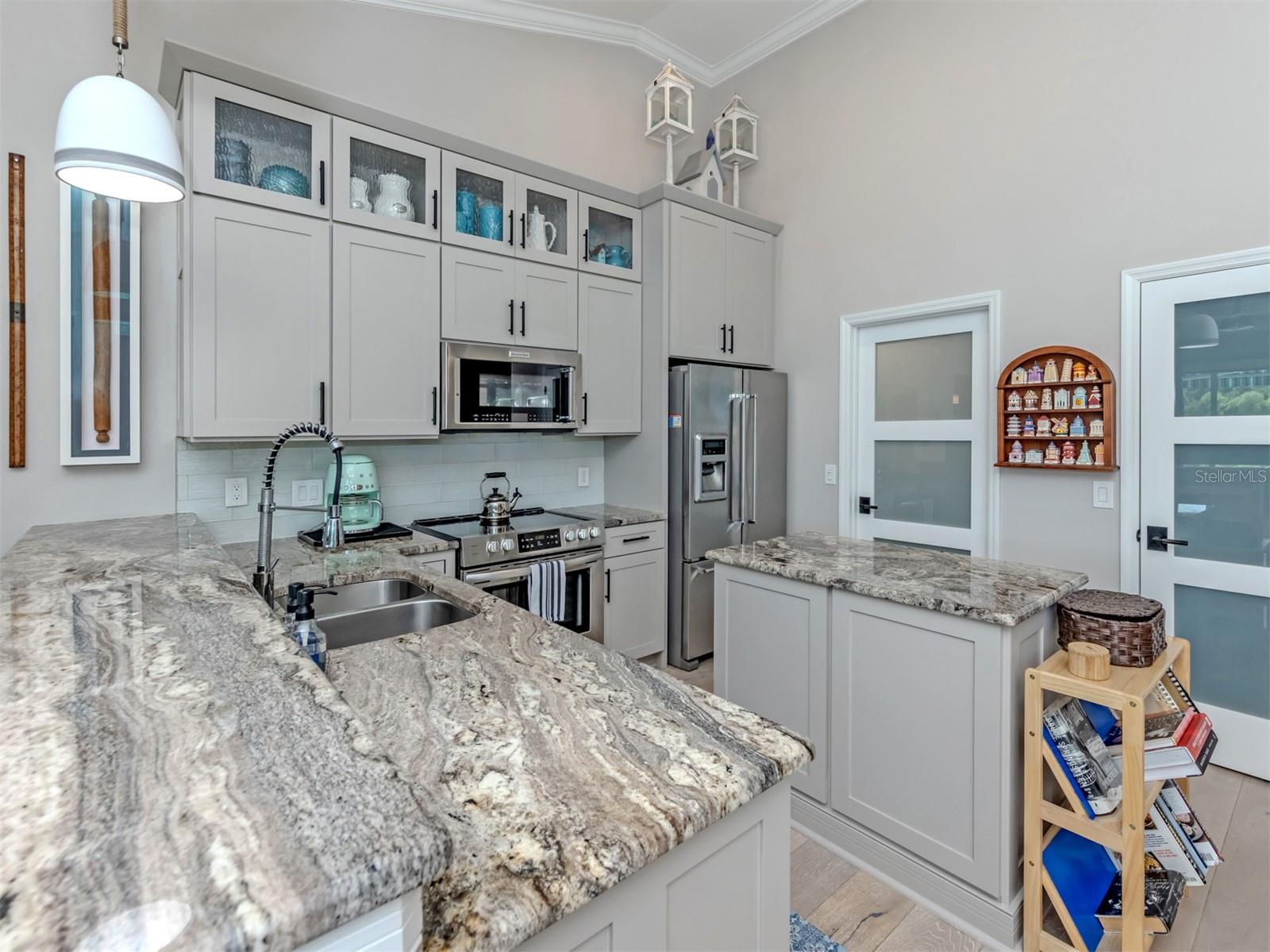 BLUE HERON POND - Residential