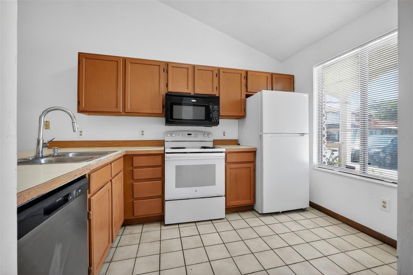 TOWNHOMES WEST AT PORT ORANGE PH 01 - Residential