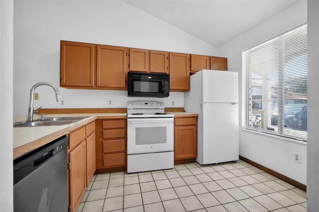 Photo of 3559 Forest Branch Drive #Apt E, Port Orange, FL 32129 (MLS # V4947885)