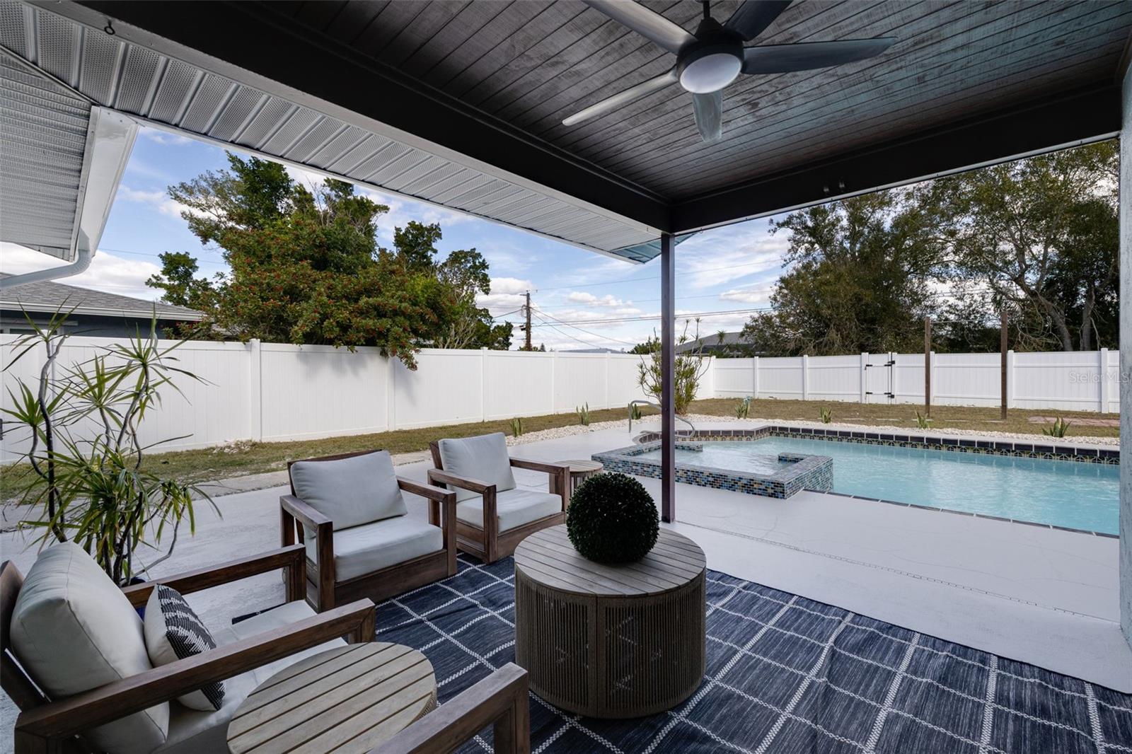 VENICE EAST 3RD ADD - Residential