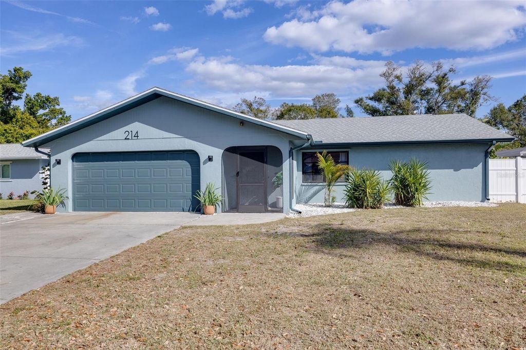 Photo of 214 Lorraine Avenue, Venice, FL 34293 (MLS # A4679541)