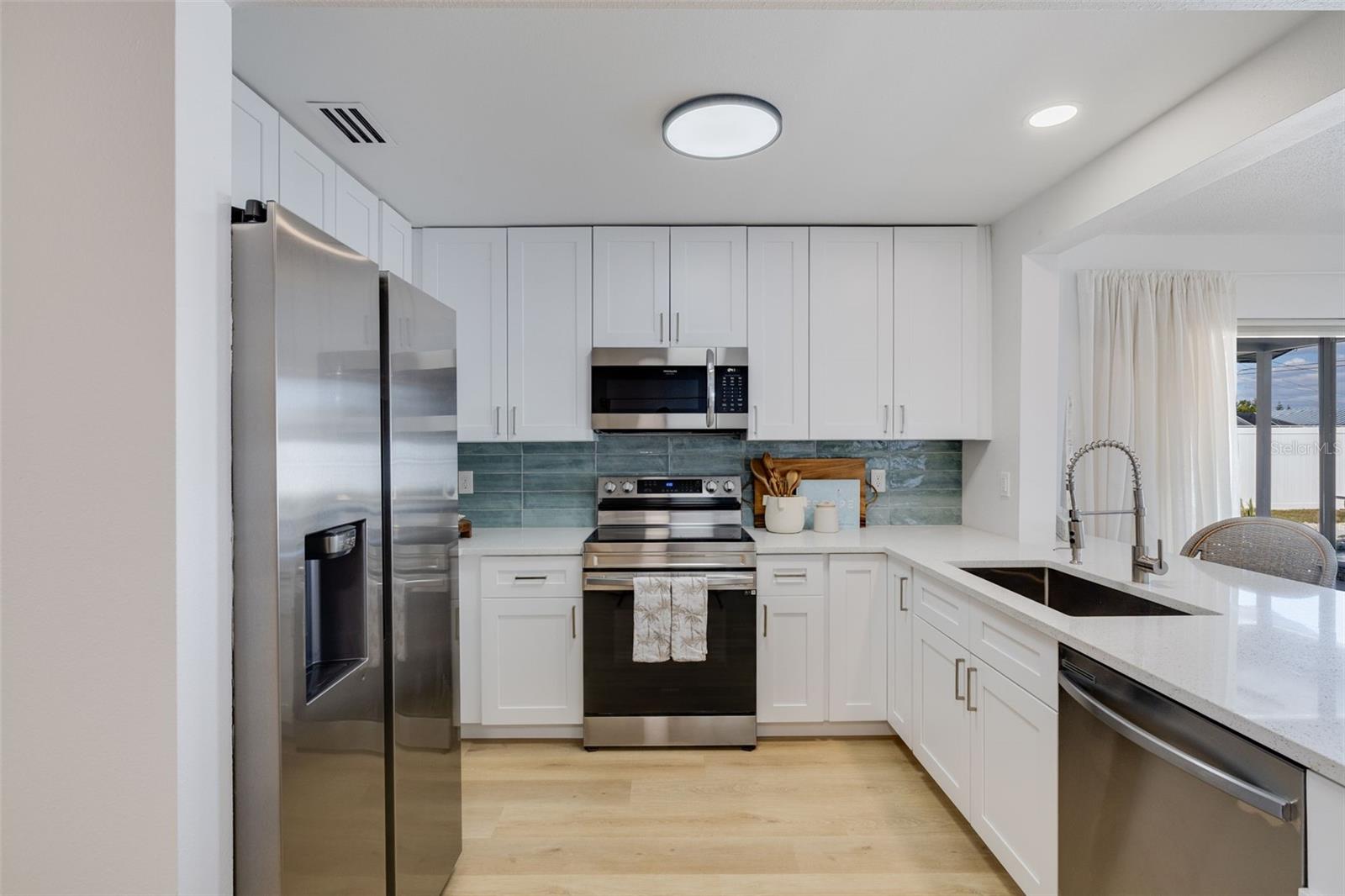 VENICE EAST 3RD ADD - Residential