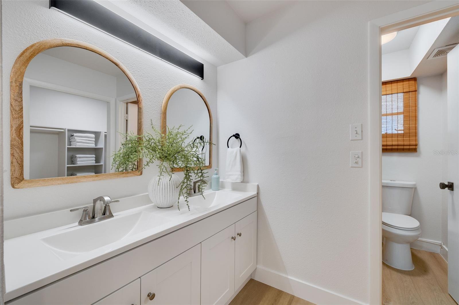 VENICE EAST 3RD ADD - Residential