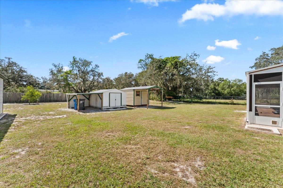 TROPICAL ACRES - Residential