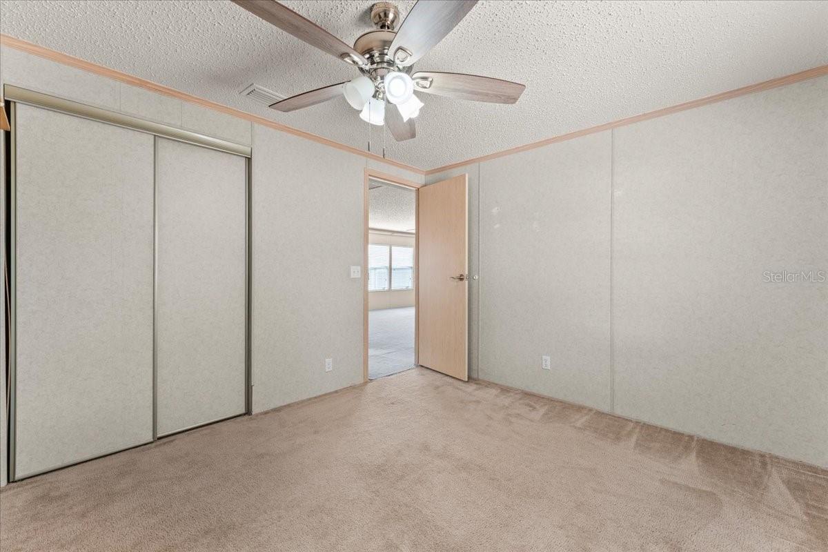 TROPICAL ACRES - Residential