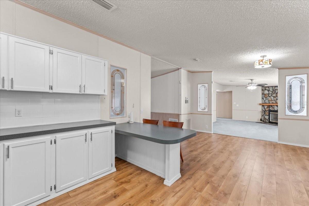 TROPICAL ACRES - Residential