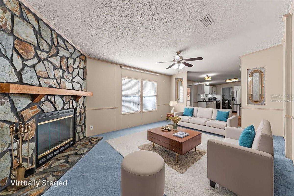 TROPICAL ACRES - Residential