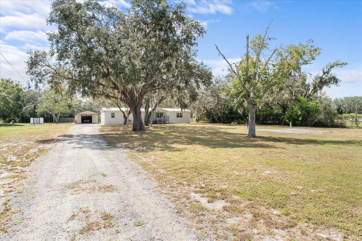 TROPICAL ACRES - Residential