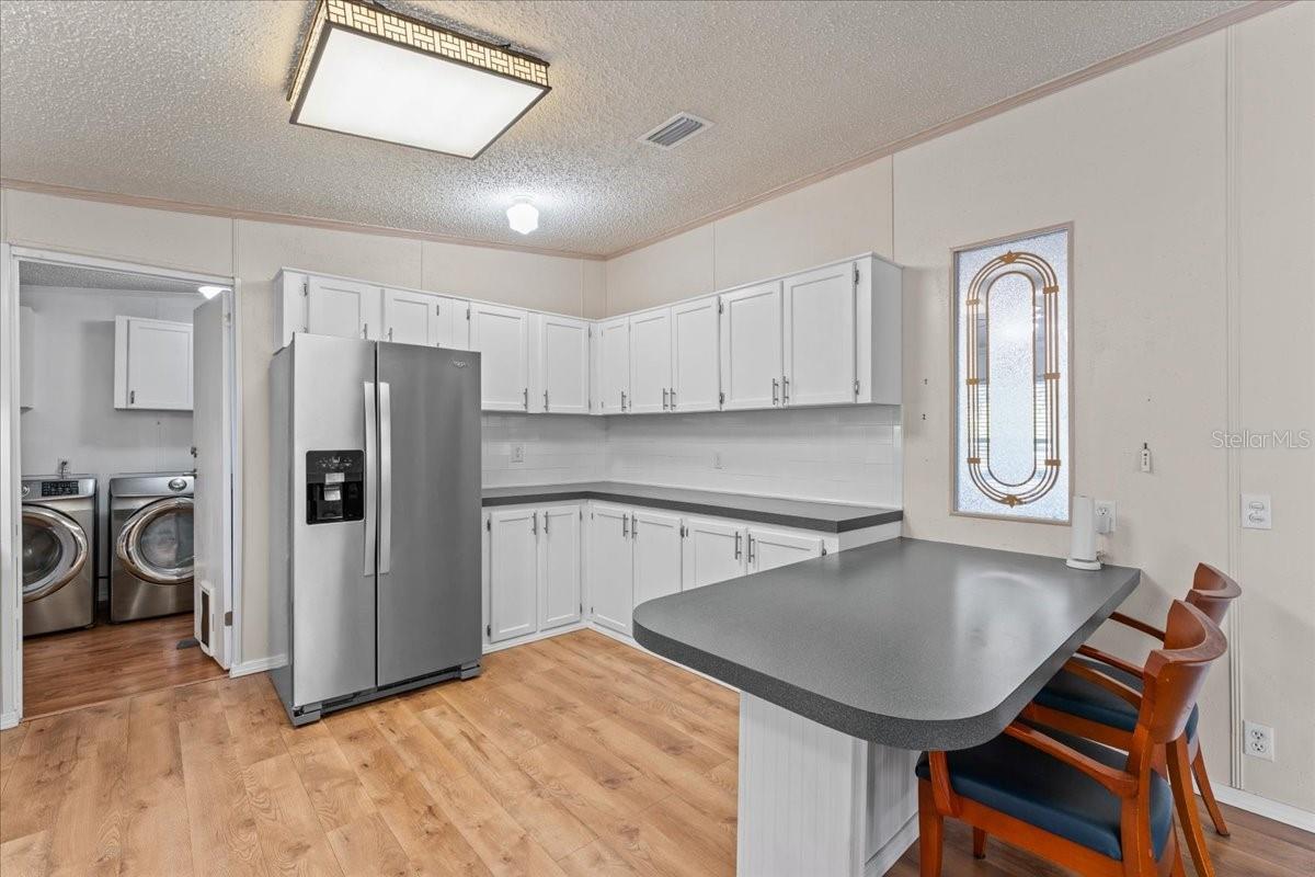 TROPICAL ACRES - Residential