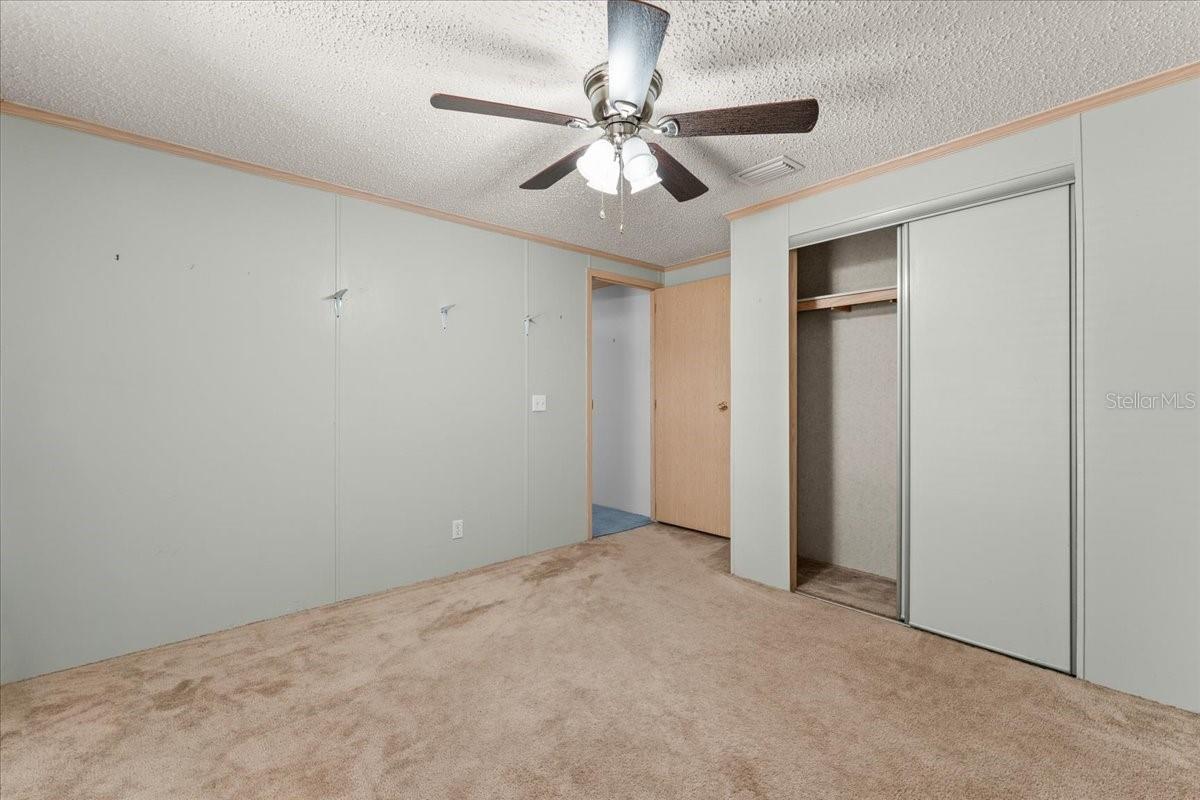TROPICAL ACRES - Residential