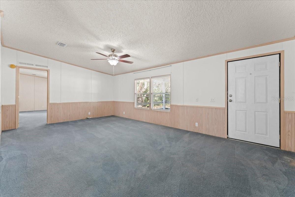 TROPICAL ACRES - Residential