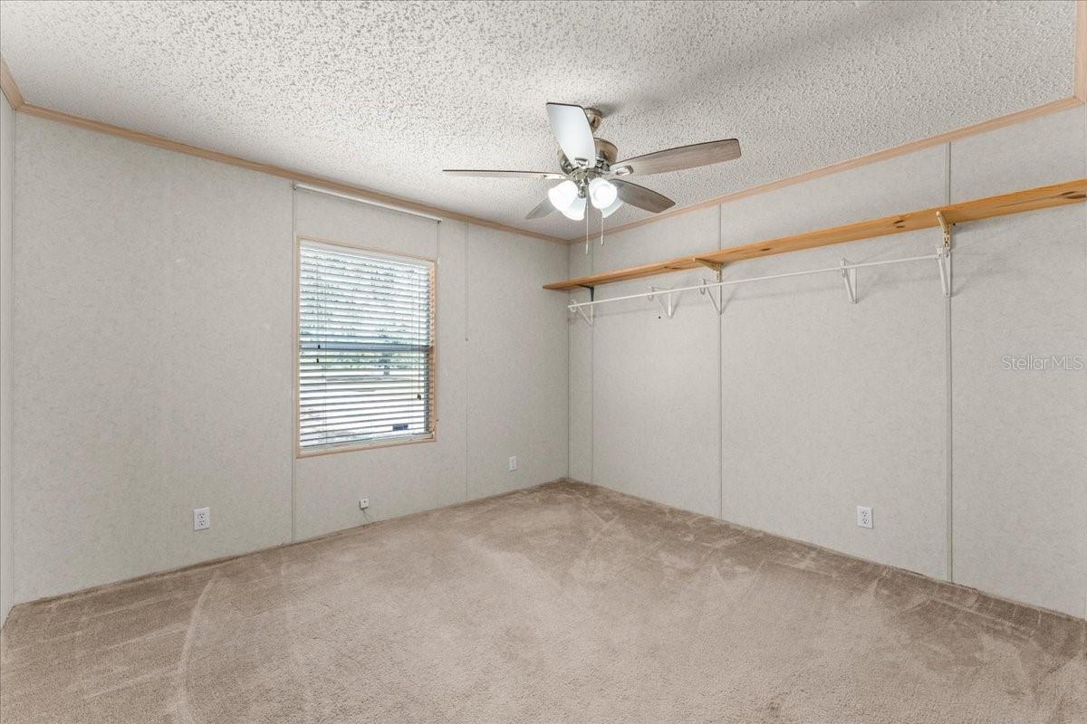 TROPICAL ACRES - Residential