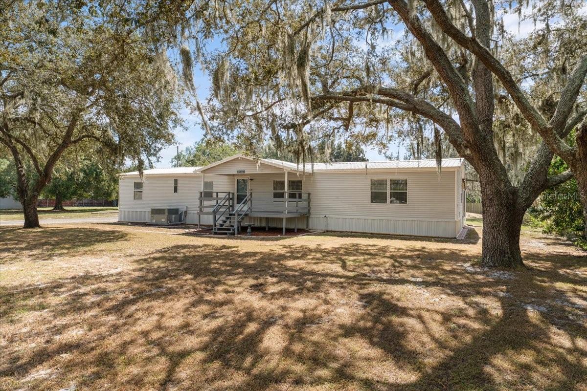 TROPICAL ACRES - Residential
