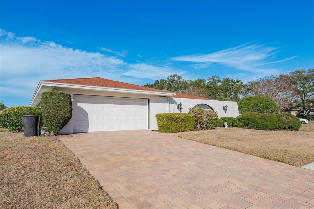 Photo of 2654 Augusta Drive N, Clearwater, FL 33761 (MLS # W7882451)